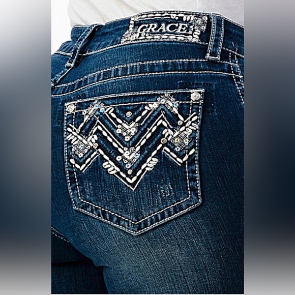 GRACE IN LA WOMEN'S
JEANS - AZTEC Grace Medium Blue Flare Jeans - Picture 5 of 16